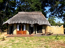 SAFARI CAMPS & LODGES